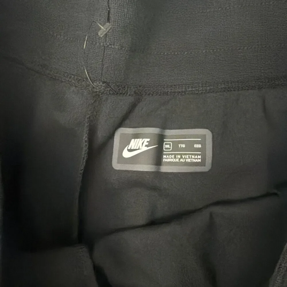 Nike Men's Loose Fit Sweatpants 2XL Straight Leg Black Drawstring Joggers NWT